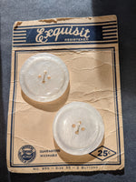 Exquisit carded pair large buttons